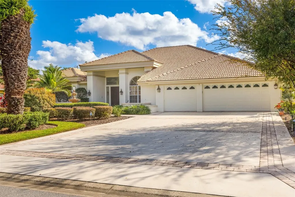 30312 Laurelwood Lane Wesley Chapel FL 33543