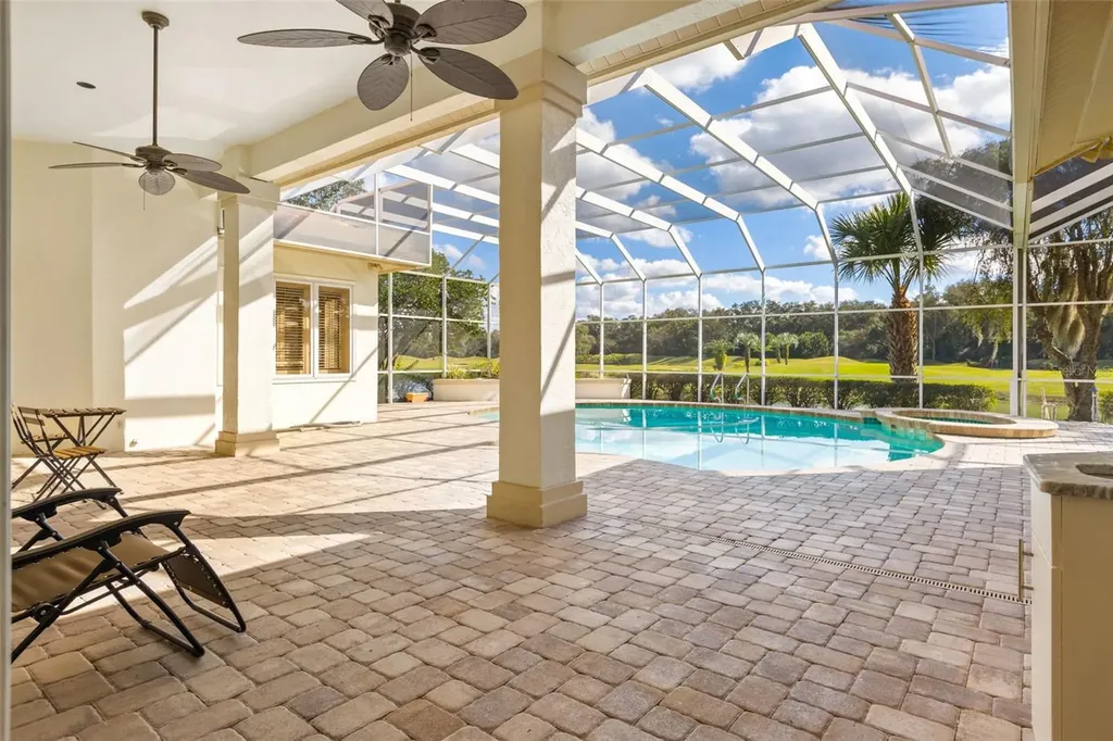 30312 Laurelwood Lane Wesley Chapel FL 33543