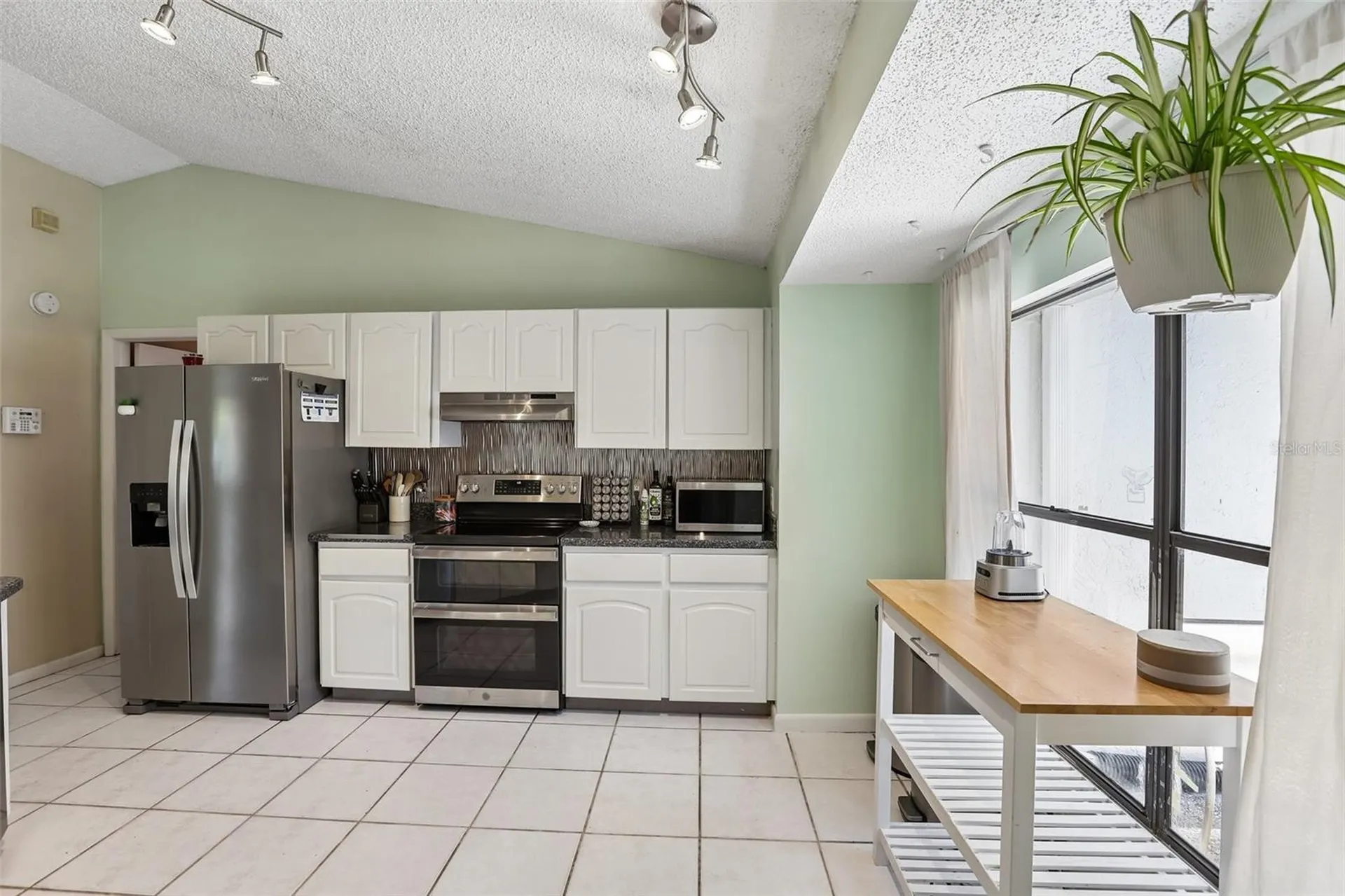 6805 Longpointe Way Tampa FL 33615