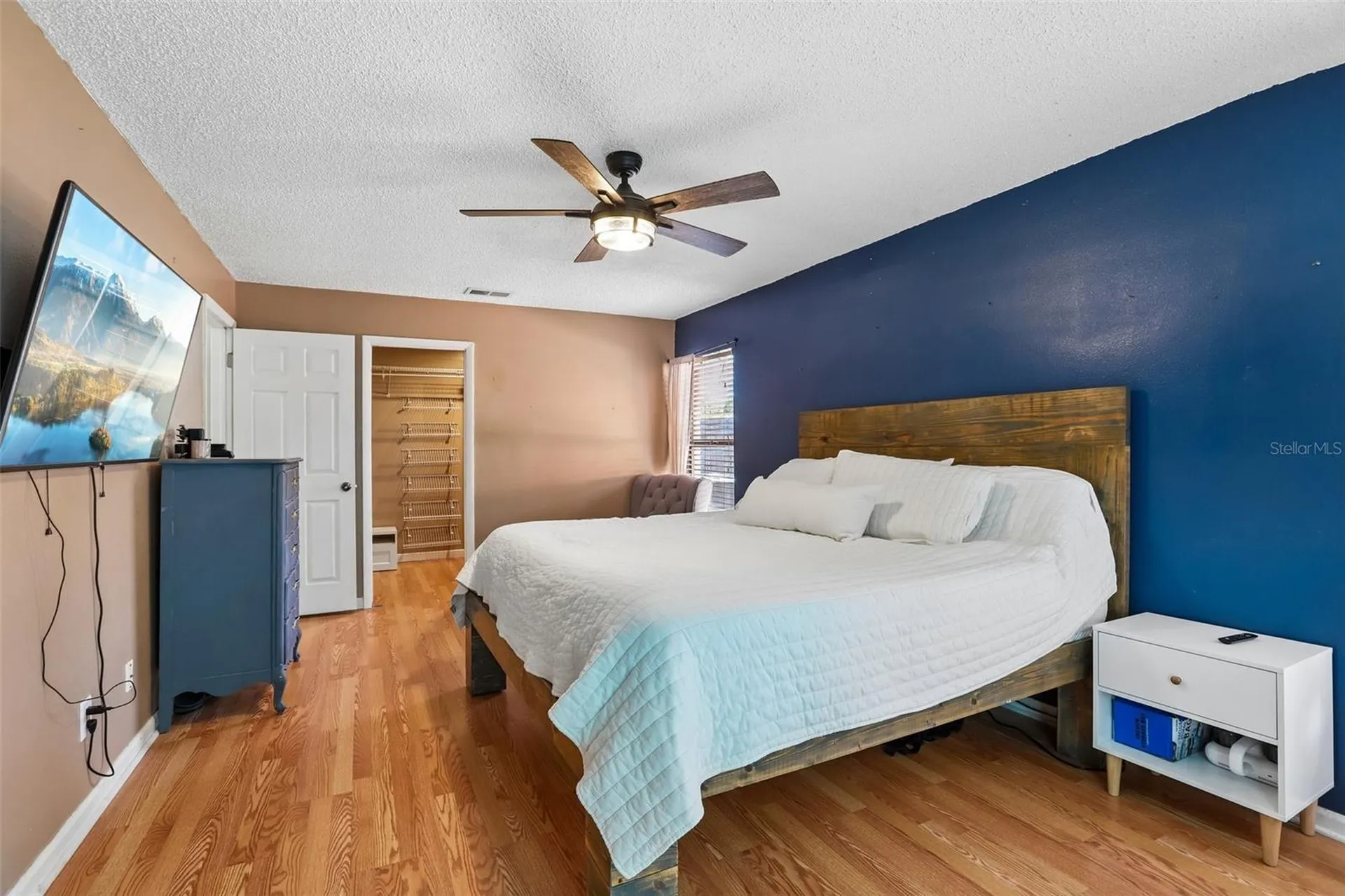 6805 Longpointe Way Tampa FL 33615