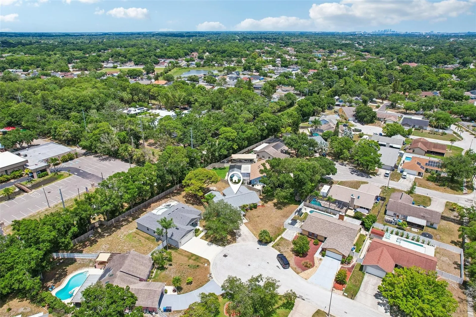 6805 Longpointe Way Tampa FL 33615