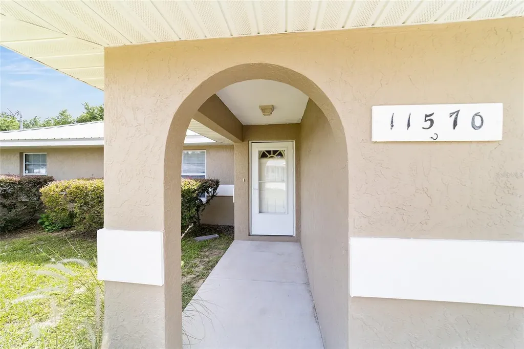 11570 SE 84th Avenue Belleview FL 34420