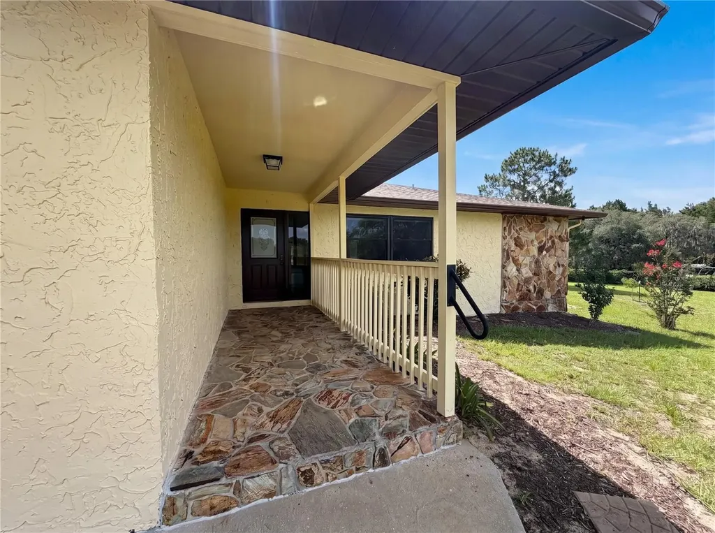 1641 S Valerie Point Inverness FL 34452