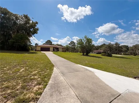 1641 S Valerie Point Inverness FL 34452