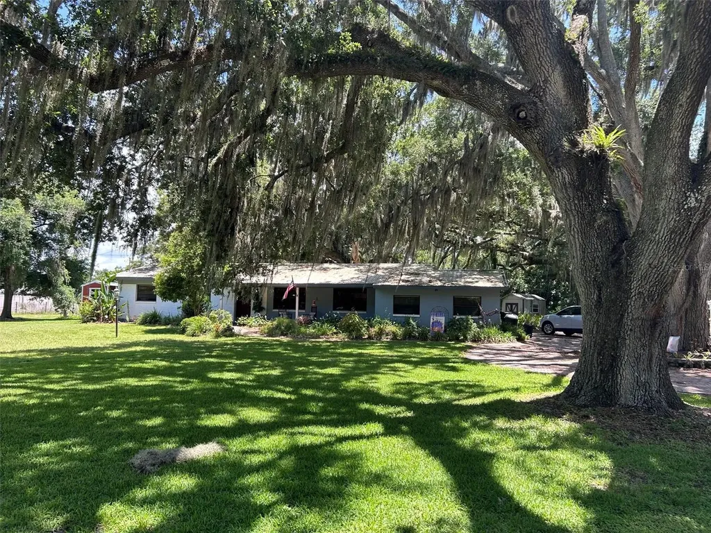 6005 Doc Thompson Road Plant City FL 33565
