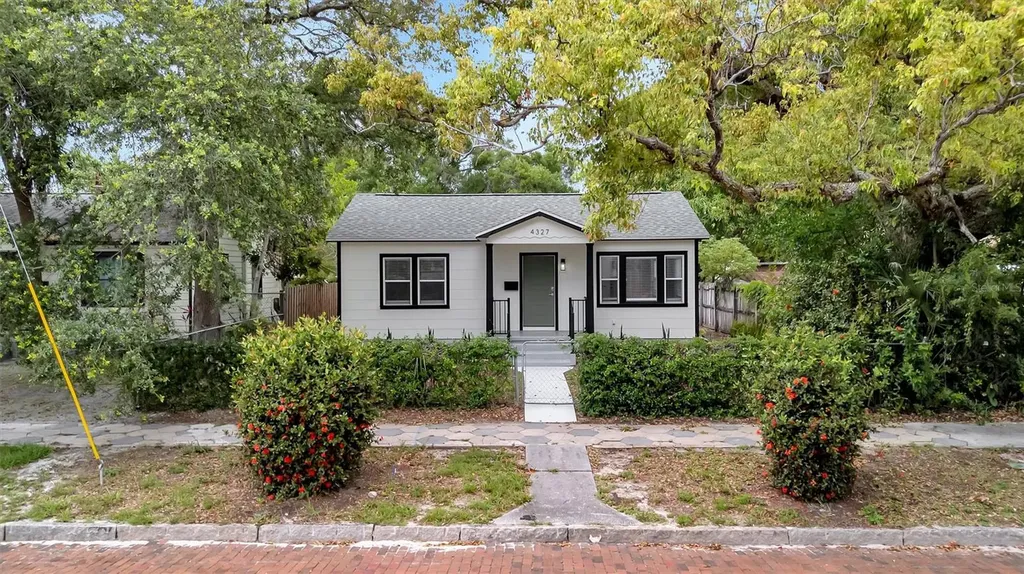 4327 3rd Avenue S St Petersburg FL 33711