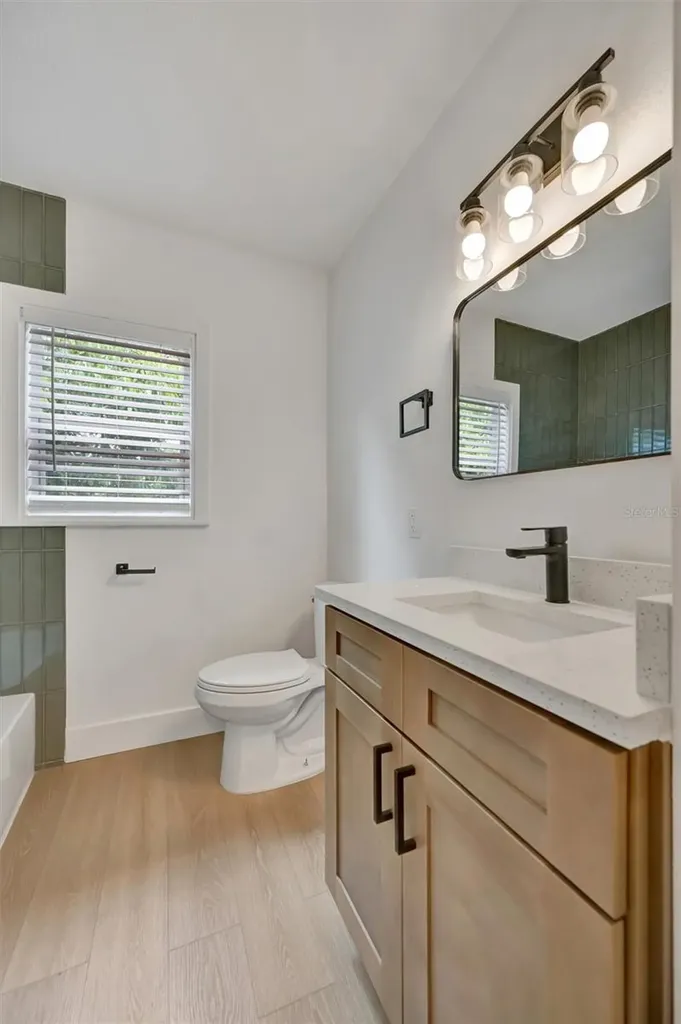 4327 3rd Avenue S St Petersburg FL 33711