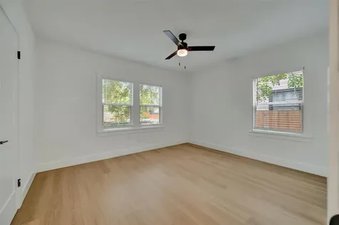 4327 3rd Avenue S St Petersburg FL 33711