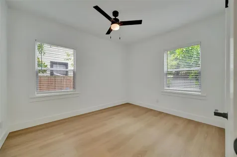 4327 3rd Avenue S St Petersburg FL 33711