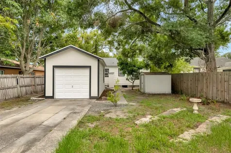 4327 3rd Avenue S St Petersburg FL 33711