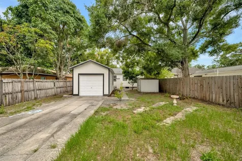 4327 3rd Avenue S St Petersburg FL 33711