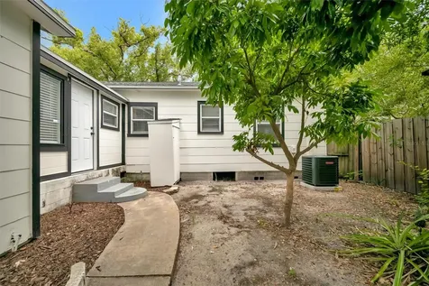 4327 3rd Avenue S St Petersburg FL 33711
