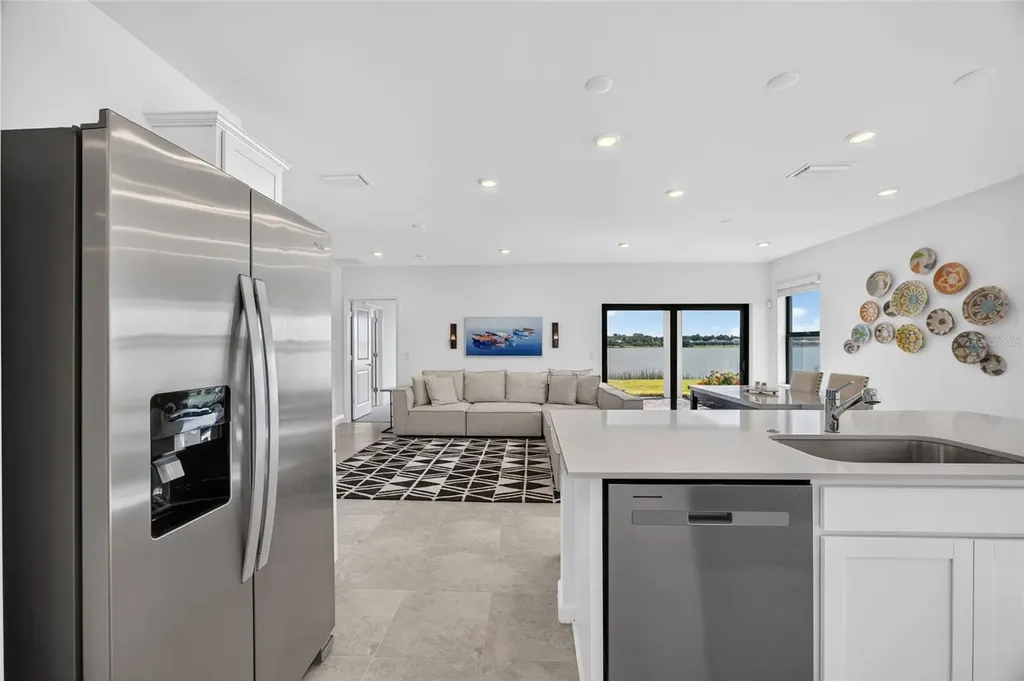 6492 Silverstar Drive Sarasota FL 34240