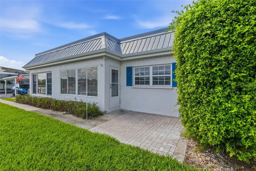 9821 Hernando Court Bradenton FL 34210