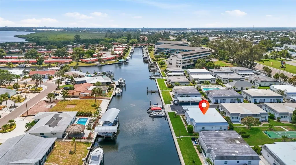9821 Hernando Court Bradenton FL 34210