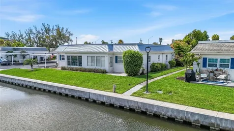9821 Hernando Court Bradenton FL 34210