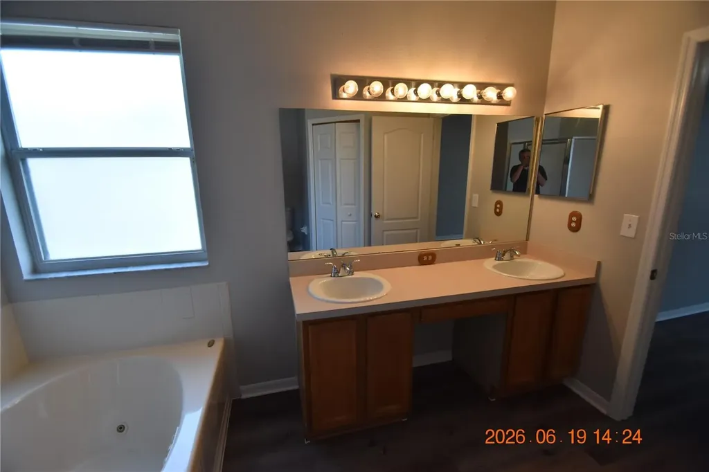 1625 Open Field Loop Brandon FL 33510