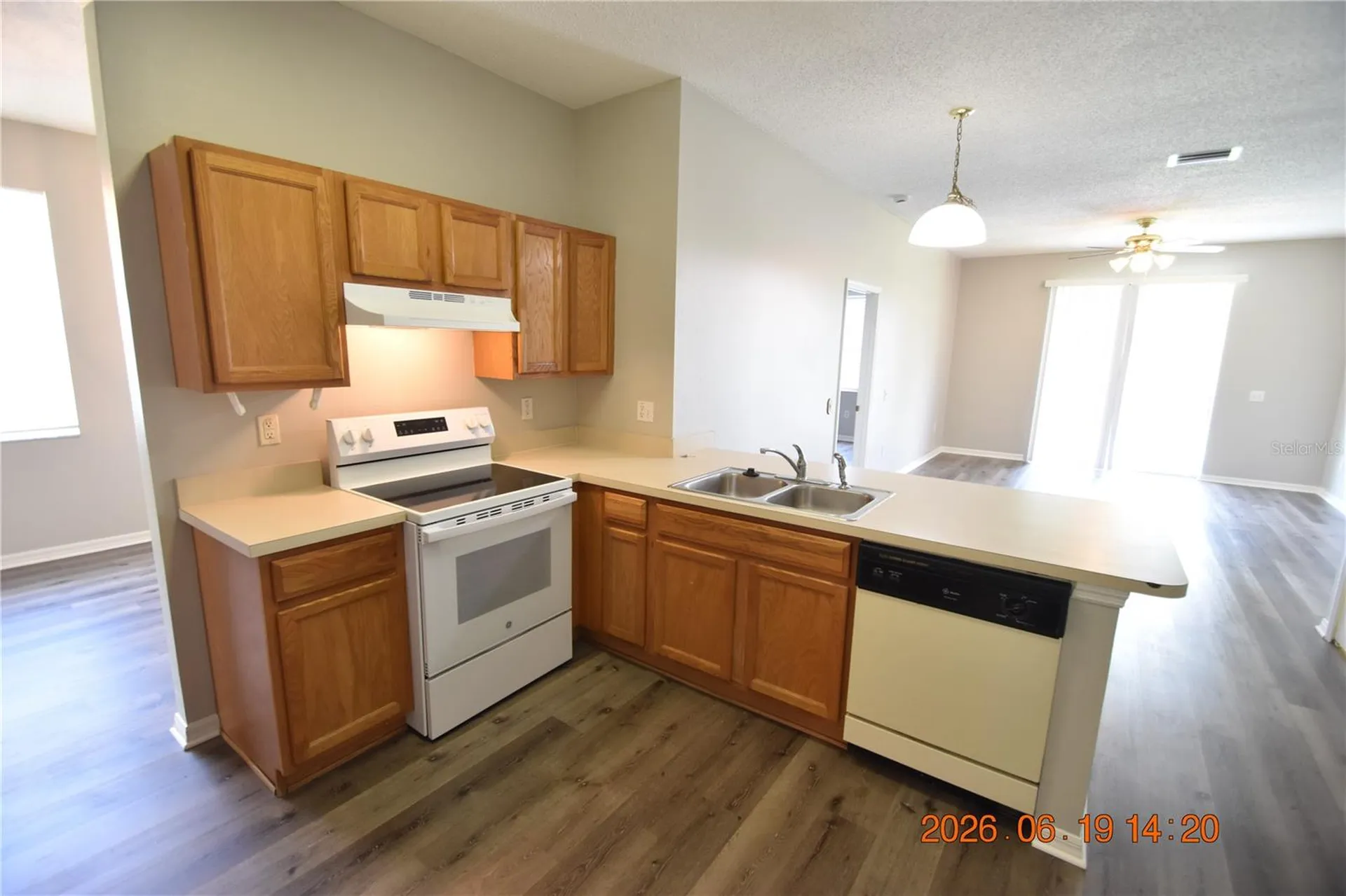 1625 Open Field Loop Brandon FL 33510