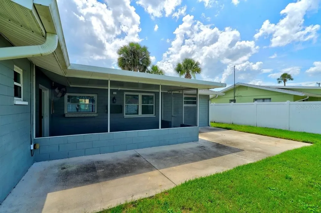 1309 Suwanee Road Daytona Beach FL 32114