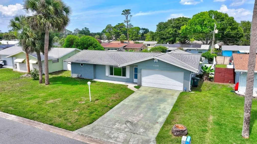 1309 Suwanee Road Daytona Beach FL 32114