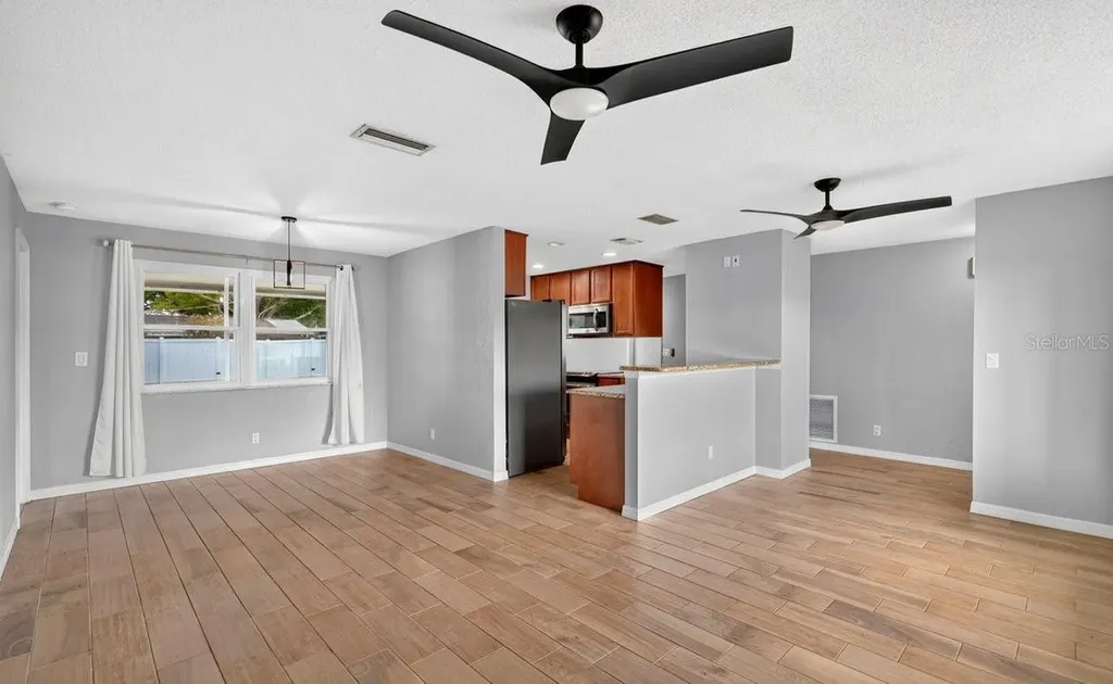 1309 Suwanee Road Daytona Beach FL 32114
