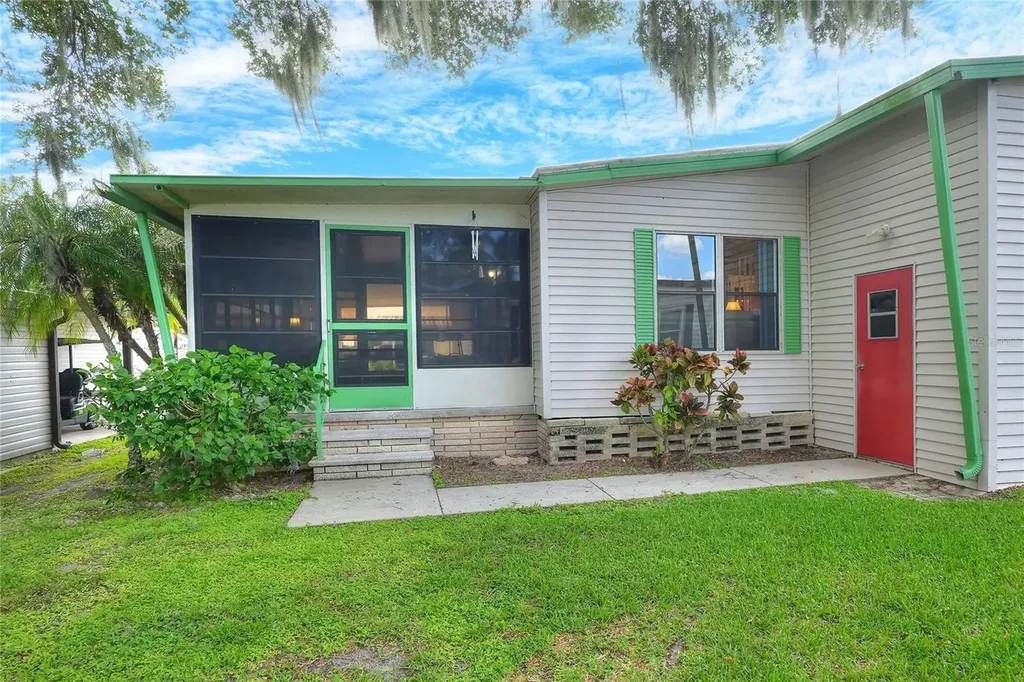2055 S Floral Avenue Bartow FL 33830
