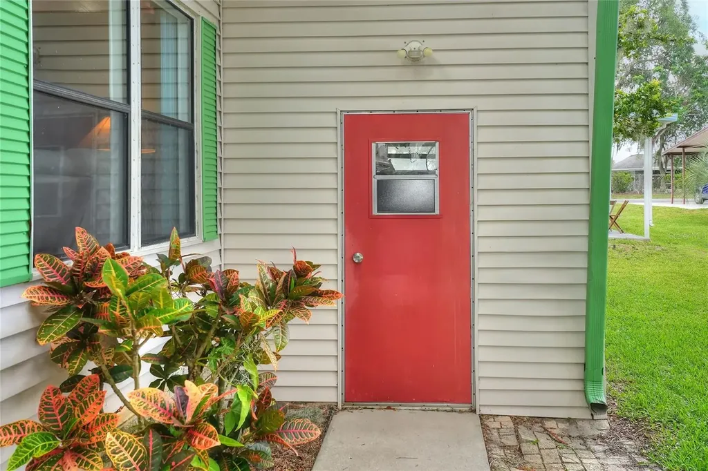 2055 S Floral Avenue Bartow FL 33830