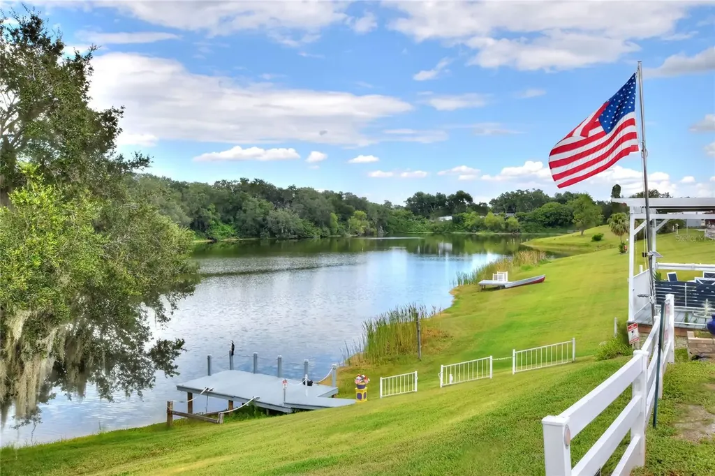 2055 S Floral Avenue Bartow FL 33830