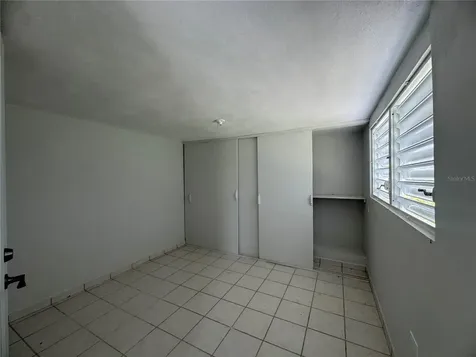 156 Bo Bayamoncito Aguas Buenas PR 00703