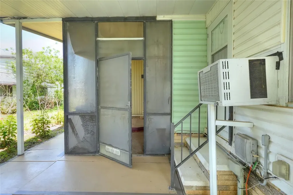 2055 S Floral Avenue Bartow FL 33830