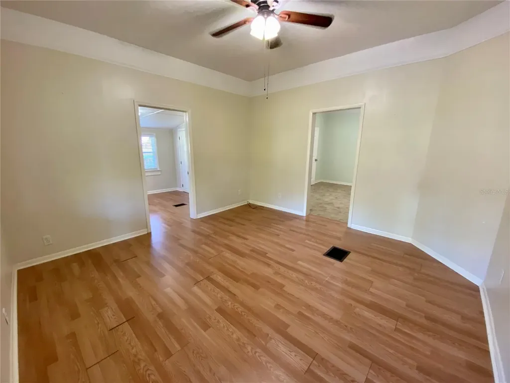 13650 5th Street Dade City FL 33525