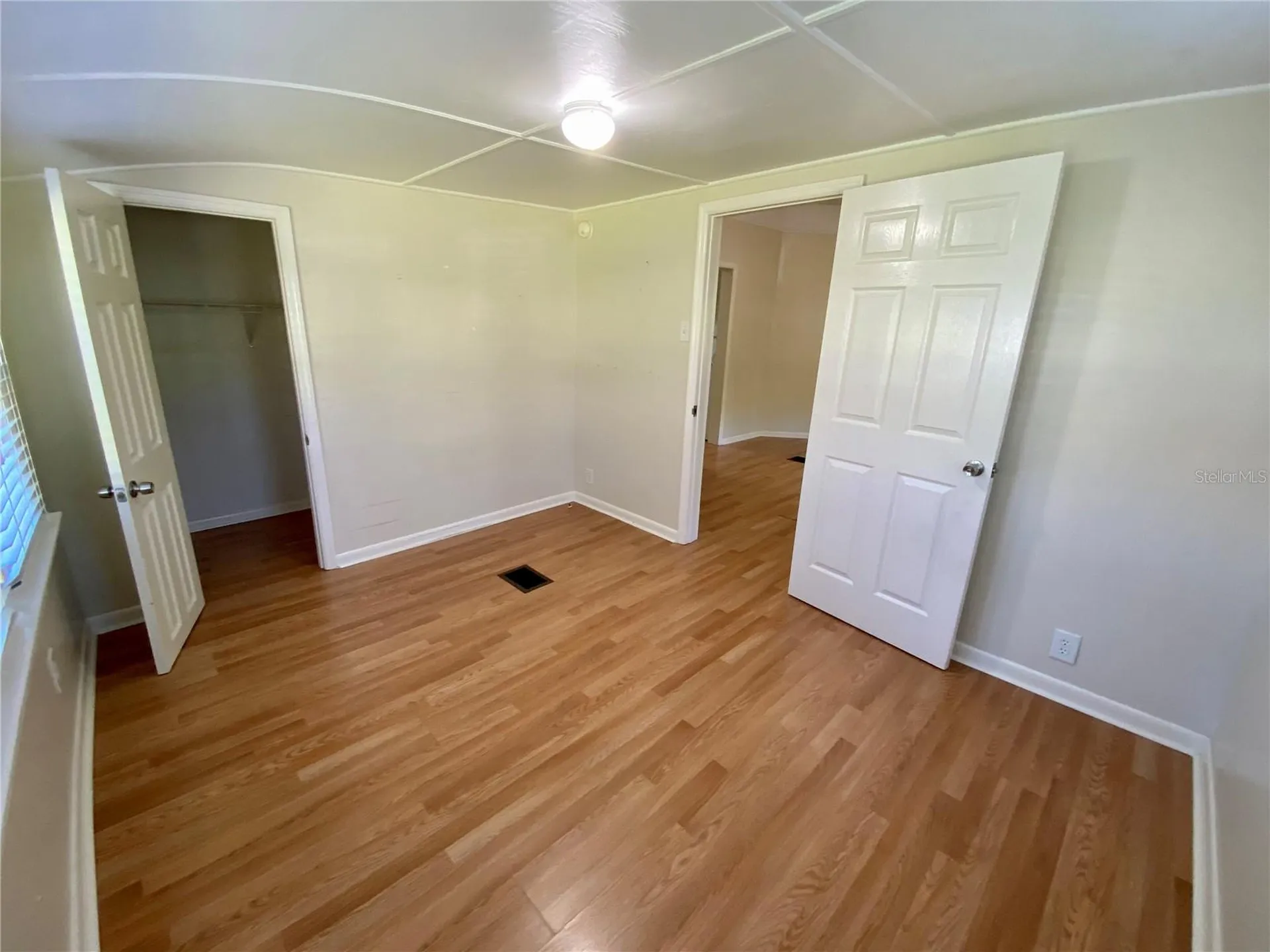 13650 5th Street Dade City FL 33525