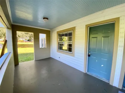13650 5th Street Dade City FL 33525