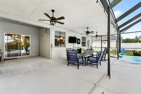 9018 N River Road Tampa FL 33635