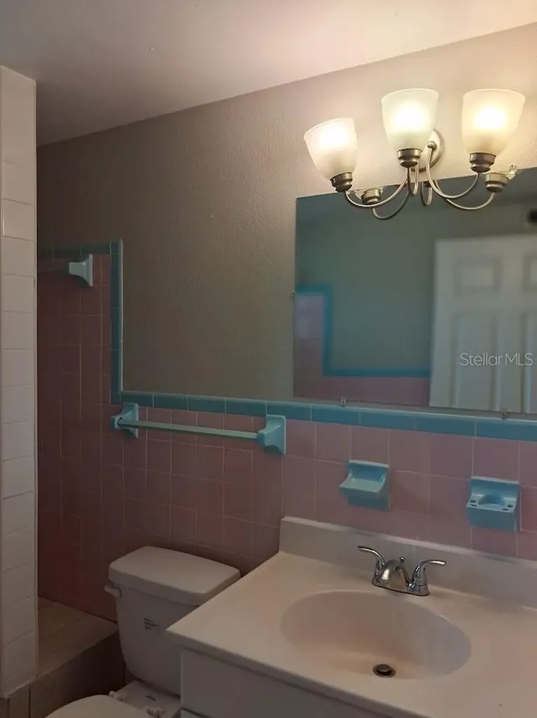 4926 Colonnade Avenue Holiday FL 34690