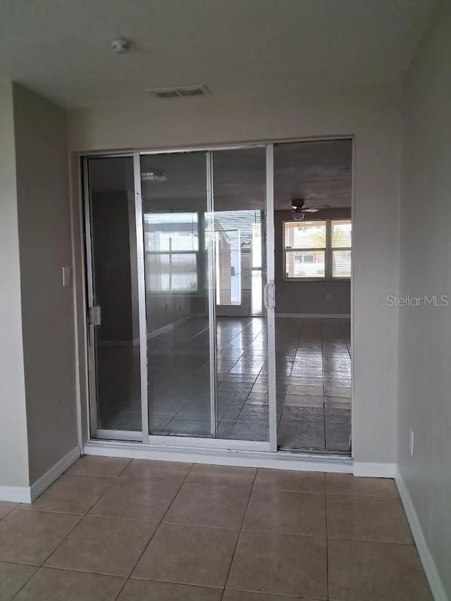 4926 Colonnade Avenue Holiday FL 34690