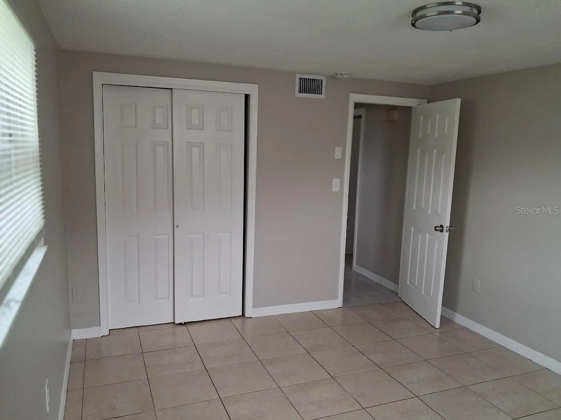 4926 Colonnade Avenue Holiday FL 34690