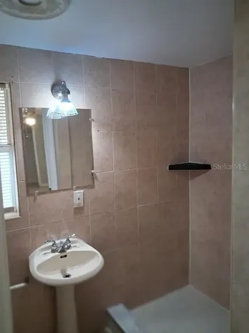 4926 Colonnade Avenue Holiday FL 34690