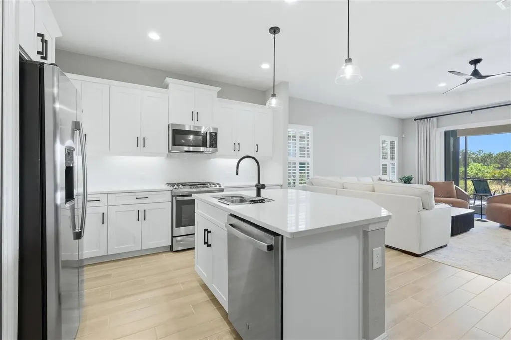 2321 Blue Mahoe Lane Sarasota FL 34240