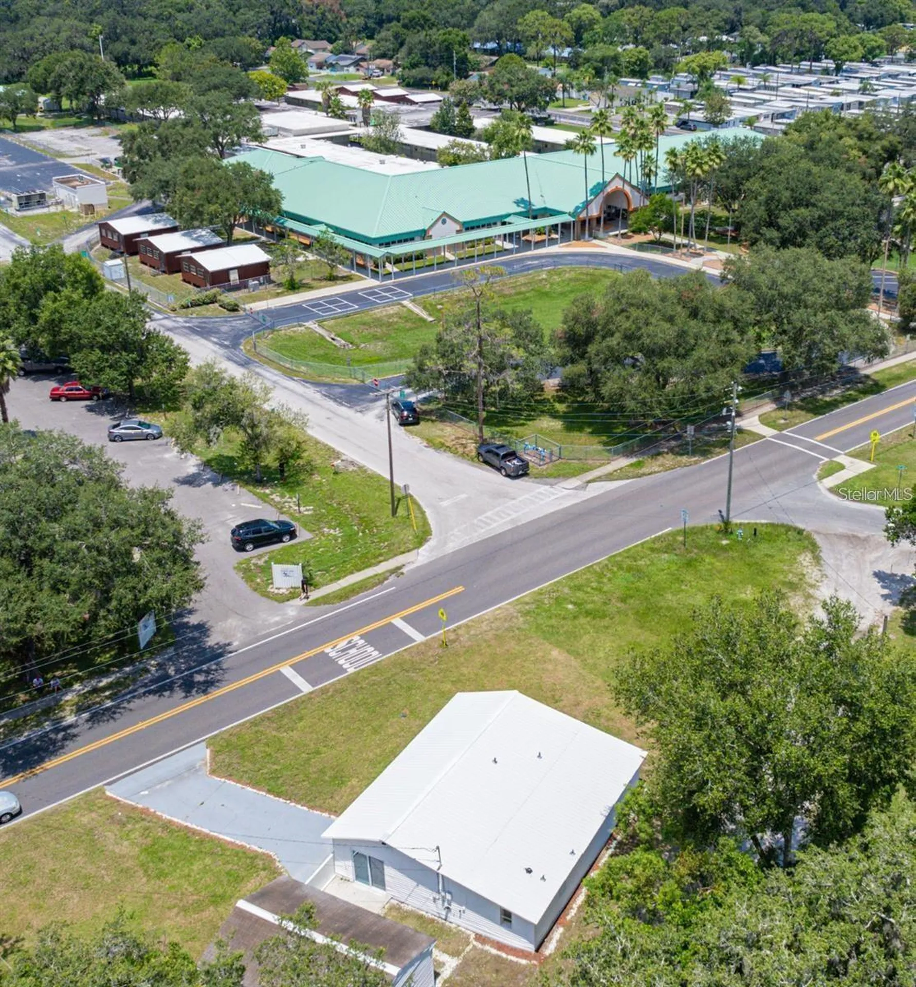 5620 1st Street Zephyrhills FL 33542