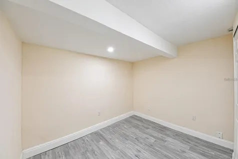 5620 1st Street Zephyrhills FL 33542