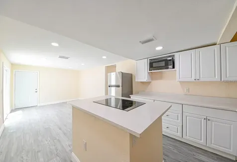 5620 1st Street Zephyrhills FL 33542