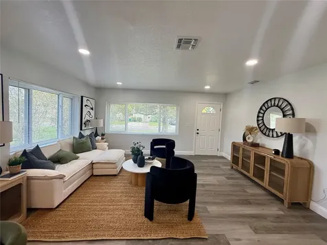 825 E Church Avenue Longwood FL 32750