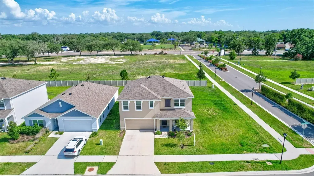 7601 Rosewood Garden Loop Tampa FL 33637