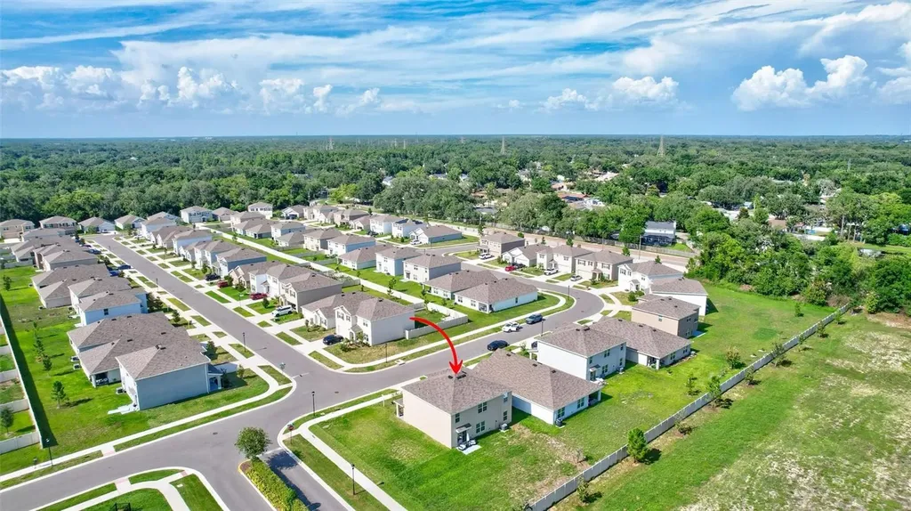7601 Rosewood Garden Loop Tampa FL 33637