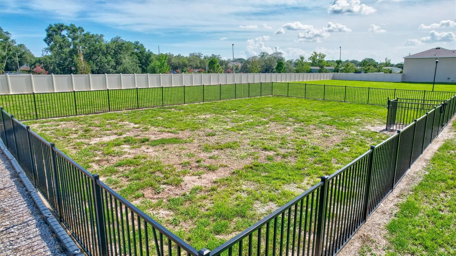 7601 Rosewood Garden Loop Tampa FL 33637
