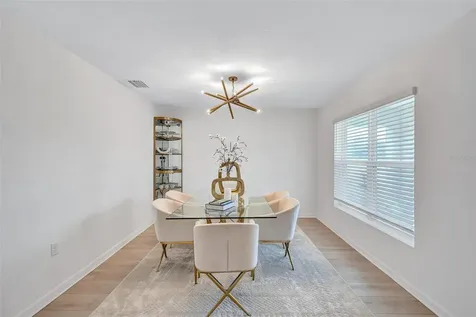 7601 Rosewood Garden Loop Tampa FL 33637