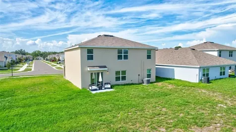 7601 Rosewood Garden Loop Tampa FL 33637