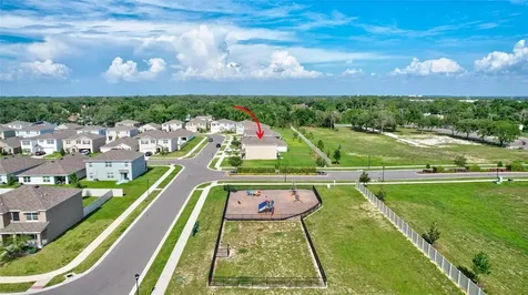 7601 Rosewood Garden Loop Tampa FL 33637