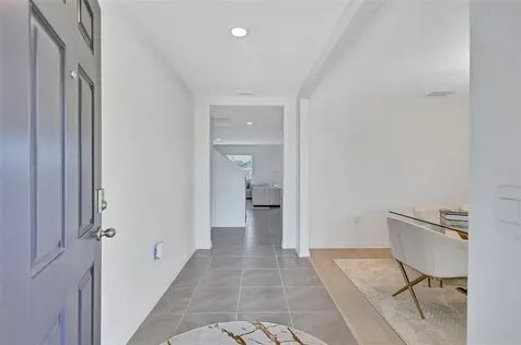 7601 Rosewood Garden Loop Tampa FL 33637